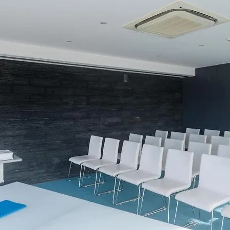 Torre Mar 3* 포보아데바짐