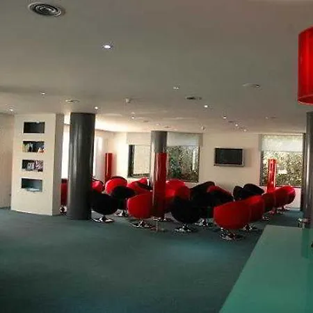 호텔 Torre Mar 포보아데바짐