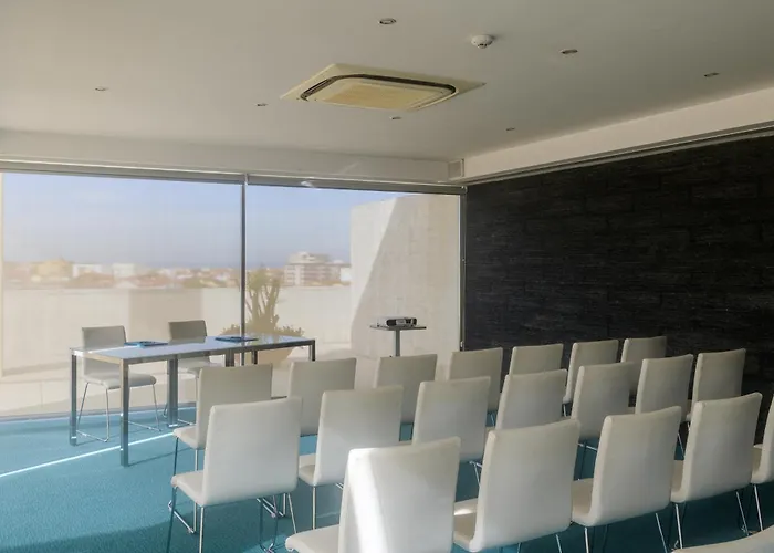 Torre Mar Повуа-ди-Варзин