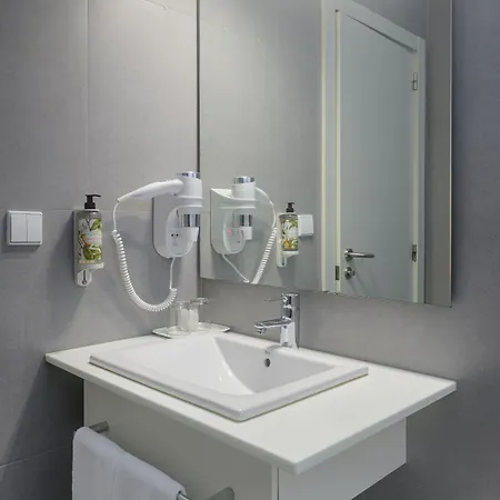 Torre Mar Szálloda 3*